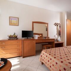 Отель Porfi Beach Hotel Греция, Ситония - 1 отзыв об отеле, цены и фото номеров - забронировать отель Porfi Beach Hotel онлайн удобства в номере