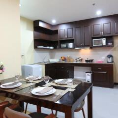 Апартаменты J Town serviced Apartments в номере