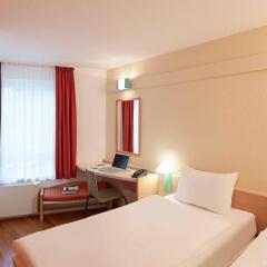 Отель ibis Hotel Köln Centrum Германия, Кёльн - отзывы, цены и фото номеров - забронировать отель ibis Hotel Köln Centrum онлайн комната для гостей