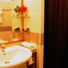 Hotel Résidence Maharajah in Mamoudzou, Mayotte from 157$, photos, reviews - zenhotels.com bathroom