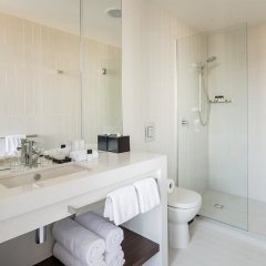 Hyatt Regency Brisbane in Brisbane, Australia from 213$, photos, reviews - zenhotels.com bathroom