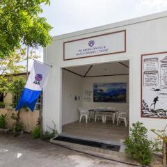 Отель Plumeria Maldives банкомат