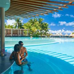 Отель Conrad Bora Bora Nui бассейн фото 2