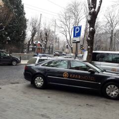 Bank Hotel городской автобус