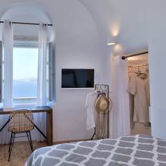 Отель Namaste Suites by Caldera Houses Греция, Остров Санторини - отзывы, цены и фото номеров - забронировать отель Namaste Suites by Caldera Houses онлайн комната для гостей фото 5
