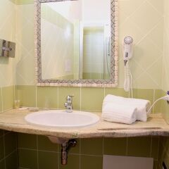 Hotel Gran Torre Ористано ванная фото 2
