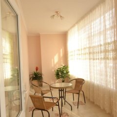 Гостиница Guest House Try Zvezdy в Анапе отзывы, цены и фото номеров - забронировать гостиницу Guest House Try Zvezdy онлайн Анапа балкон