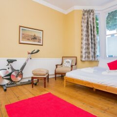 Отель 1 Bedroom Flat in Highbury детские мероприятия