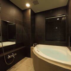 Отель Centurion Hotel Grand Akasaka Япония, Токио - отзывы, цены и фото номеров - забронировать отель Centurion Hotel Grand Akasaka онлайн ванная