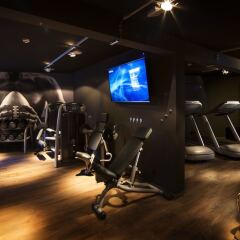 Отель pentahotel Liège фитнесс-зал фото 4