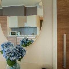 Отель Residence Art сейф в номере