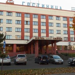 Гостиница Садко в Великом Новгороде - забронировать гостиницу Садко, цены и фото номеров Великий Новгород парковка