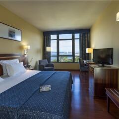 Отель Eurostars Ciudad De La Coruna Hotel Испания, Ла-Корунья - 1 отзыв об отеле, цены и фото номеров - забронировать отель Eurostars Ciudad De La Coruna Hotel онлайн комната для гостей фото 4