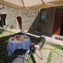 Отель Elegant Farmhouse in Campriano With Swimming Pool Ареццо фото 8
