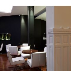 Отель Le Grand Balcon Hotel Франция, Тулуза - отзывы, цены и фото номеров - забронировать отель Le Grand Balcon Hotel онлайн гостиничный бар
