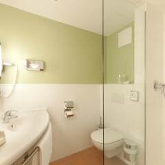 Отель ibis München City Süd ванная