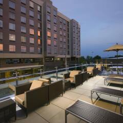 Отель Hampton Inn Washington DC NoMa Union Station гостиничный бар