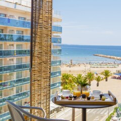 Отель Golden Costa Salou - Adults Only Испания, Ла Пинеда - отзывы, цены и фото номеров - забронировать отель Golden Costa Salou - Adults Only онлайн балкон
