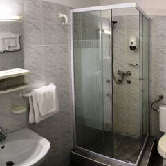 Villa Hotel Kristal ванная фото 3