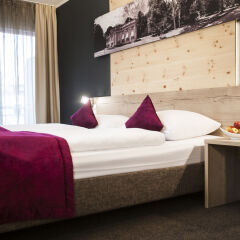 Отель Amalienburg Boutique & Boarding Hotel Германия, Мюнхен - отзывы, цены и фото номеров - забронировать отель Amalienburg Boutique & Boarding Hotel онлайн комната для гостей фото 5