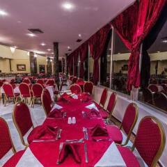 Отель Menzeh Zalagh Hotel Марокко, Фес - 1 отзыв об отеле, цены и фото номеров - забронировать отель Menzeh Zalagh Hotel онлайн помещение для мероприятий