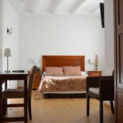 La Sitja Hotel Rural Бенисода сейф в номере