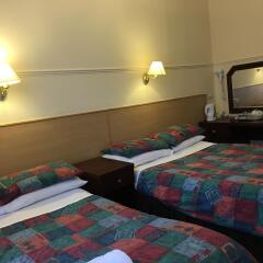 Smiths Hotel 2* Стандартный номер фото 2