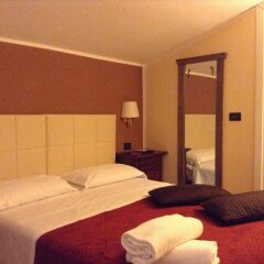 Hotel Domus Tiberina комната для гостей