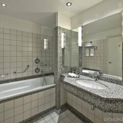 Отель Hilton Munich Airport ванная