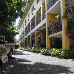 Отель Aparthotel La Cordillera Гондурас, Сан-Педро-Сула - отзывы, цены и фото номеров - забронировать отель Aparthotel La Cordillera онлайн парковка