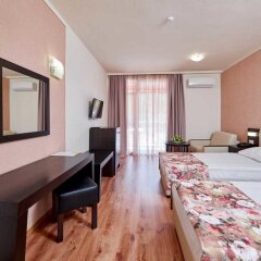 Отель Party Hotel Zornitsa Болгария, Солнечный берег - отзывы, цены и фото номеров - забронировать отель Party Hotel Zornitsa онлайн комната для гостей фото 3