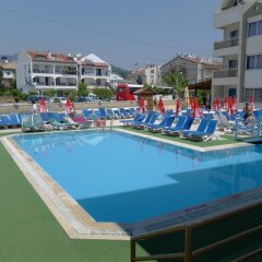 Long Beach Hotel бассейн