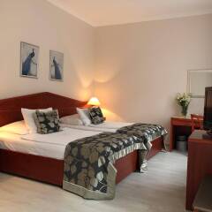Hotel Carlton комната для гостей