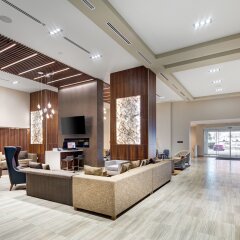 Travelodge Hotel Toronto Airport интерьер отеля