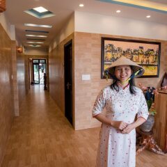 Отель Minh An Riverside Villa интерьер отеля