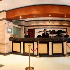 Отель Rayfont Hongqiao Hotel & Apartment Shanghai Китай, Шанхай - 1 отзыв об отеле, цены и фото номеров - забронировать отель Rayfont Hongqiao Hotel & Apartment Shanghai онлайн гостиничный бар