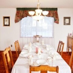 Отель Wild Rose Bed & Breakfast питание
