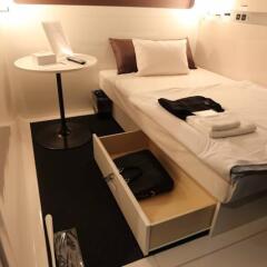 Отель First Cabin Hakata Япония, Фукуока - отзывы, цены и фото номеров - забронировать отель First Cabin Hakata онлайн в номере фото 2