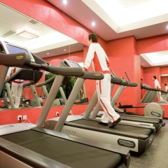 Отель Novotel Beijing Sanyuan фитнесс-зал фото 2