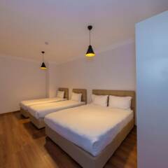 Отель Joy Suites комната для гостей фото 3