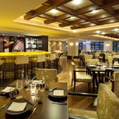 Отель Park Regis Kris Kin Hotel ОАЭ, Дубай - 10 отзывов об отеле, цены и фото номеров - забронировать отель Park Regis Kris Kin Hotel онлайн