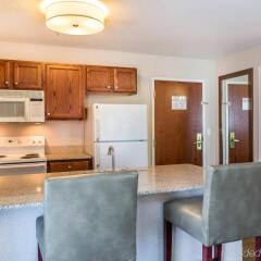 Comfort Inn & Suites in South Burlington, United States of America from 307$, photos, reviews - zenhotels.com photo 2