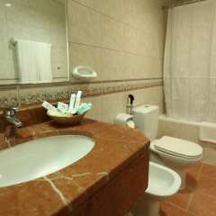 Отель Dock Masters Hotel Apartments ОАЭ, Дубай - отзывы, цены и фото номеров - забронировать отель Dock Masters Hotel Apartments онлайн ванная