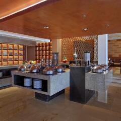 Отель Hilton Luxor Resort & Spa питание