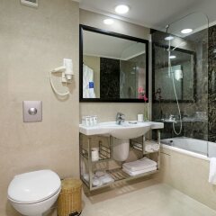 Limak Atlantis De Luxe Hotel & Resort Турция, Белек - 3 отзыва об отеле, цены и фото номеров - забронировать отель Limak Atlantis De Luxe Hotel & Resort онлайн ванная