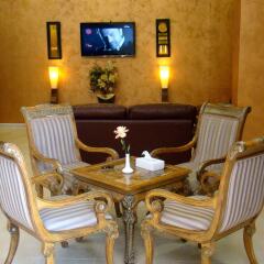 Queen Inn Hotel Apartments питание