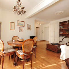 Отель Appartement Clemenceau - 5 Stars Holiday House комната для гостей