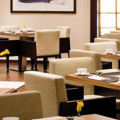 Avani Deira Dubai Hotel гостиничный бар