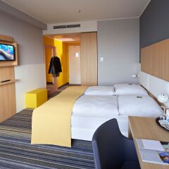 Отель GHOTEL hotel & living Würzburg Германия, Вюрцбург - 1 отзыв об отеле, цены и фото номеров - забронировать отель GHOTEL hotel & living Würzburg онлайн удобства в номере