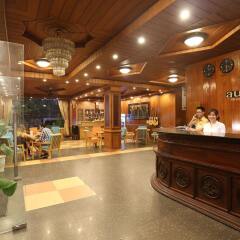 Aurora Riverside Hotel & Villas Hoi An интерьер отеля